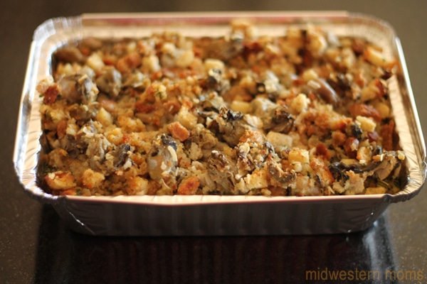 Thanksgiving Sides: Easy Oyster Stuffing