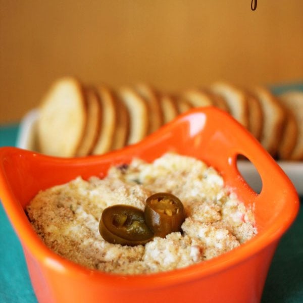 This Jalapeno Popper Dip brings the heat! Pair this dip with tortilla chips, melba toast snacks.
