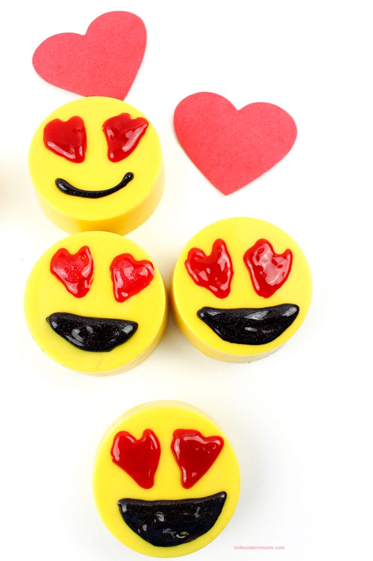 Emoji Chocolate Covered Oreos