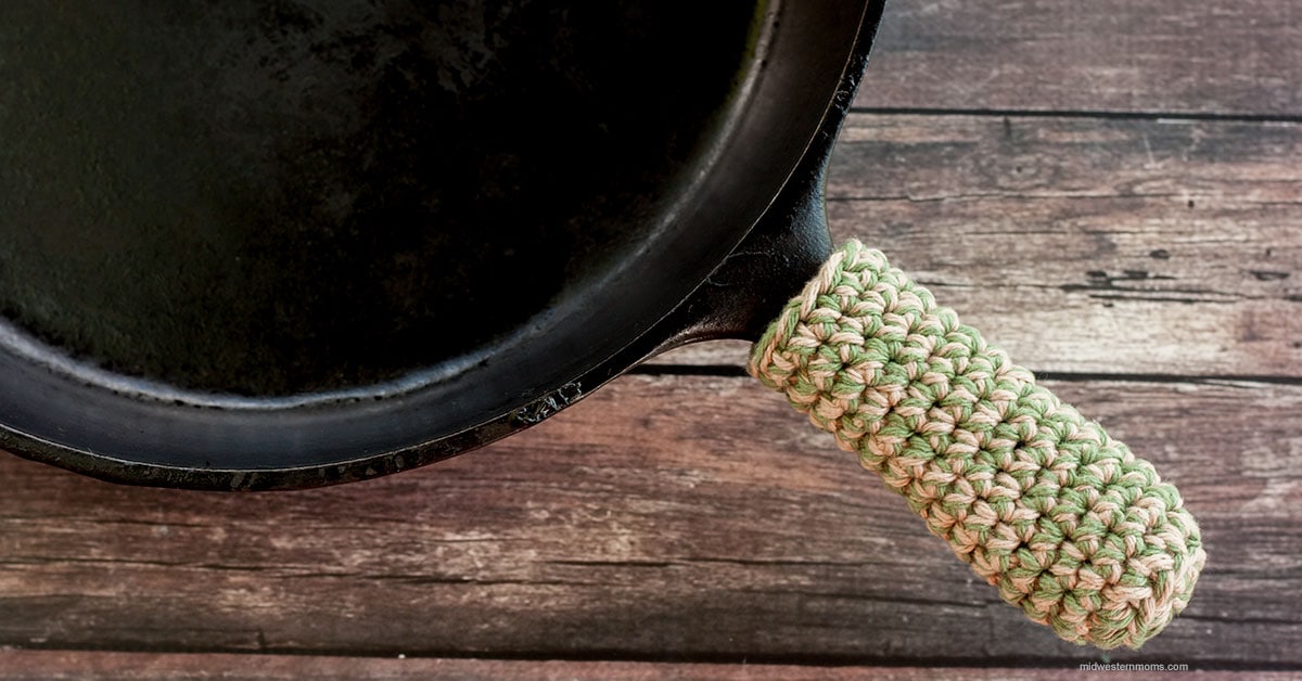 Easy Crochet Cast Iron Skillet Handle Cover Pattern