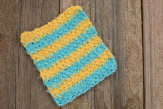 Free Scrubby Moss Stitch Crochet Dishcloth Pattern
