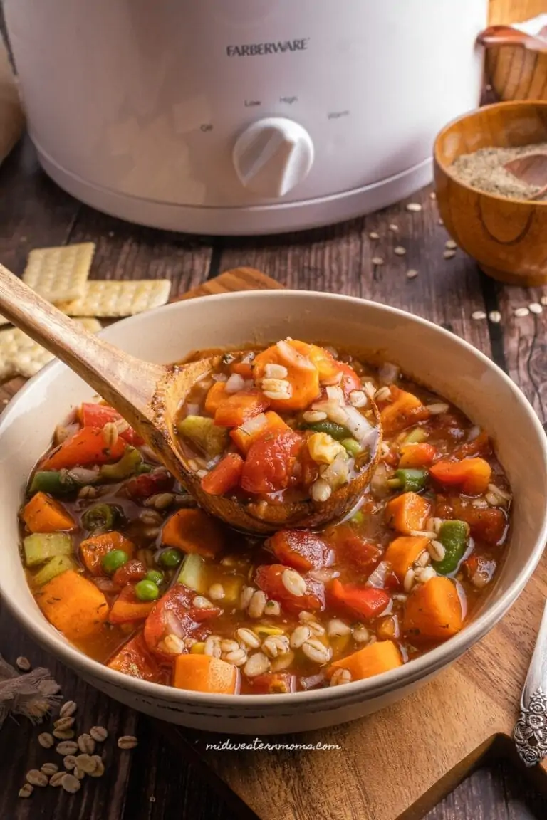 Hearty Slow Cooker Vegetable Soup